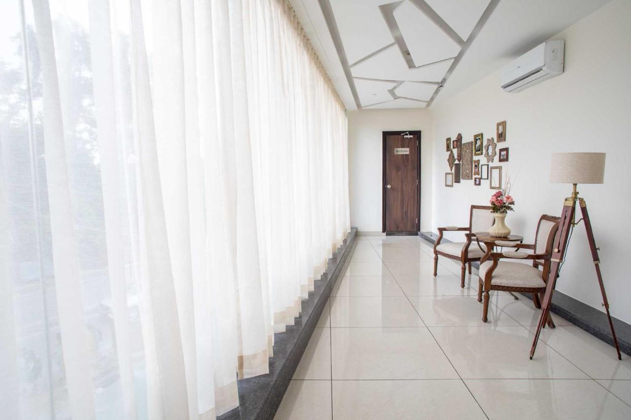 Hotel Alaya เดห์ราดุน ภายนอก รูปภาพ